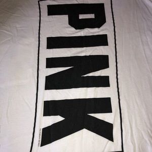 VS Pink B&W Medium Long Sleeve Campus Shirt